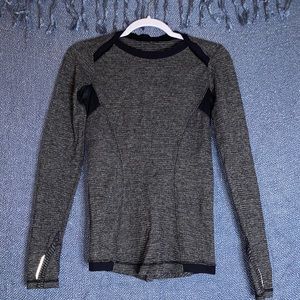 Lululemon top